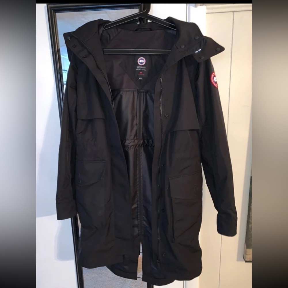 Canada goose Calvary trench jacket xs